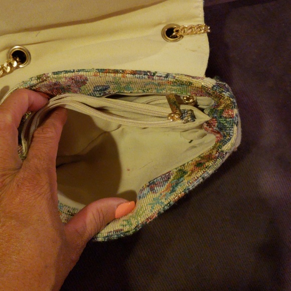 🎊 Pick 3 for $15🎊🎊Cross body purse$ final markdown - Picture 5 of 8